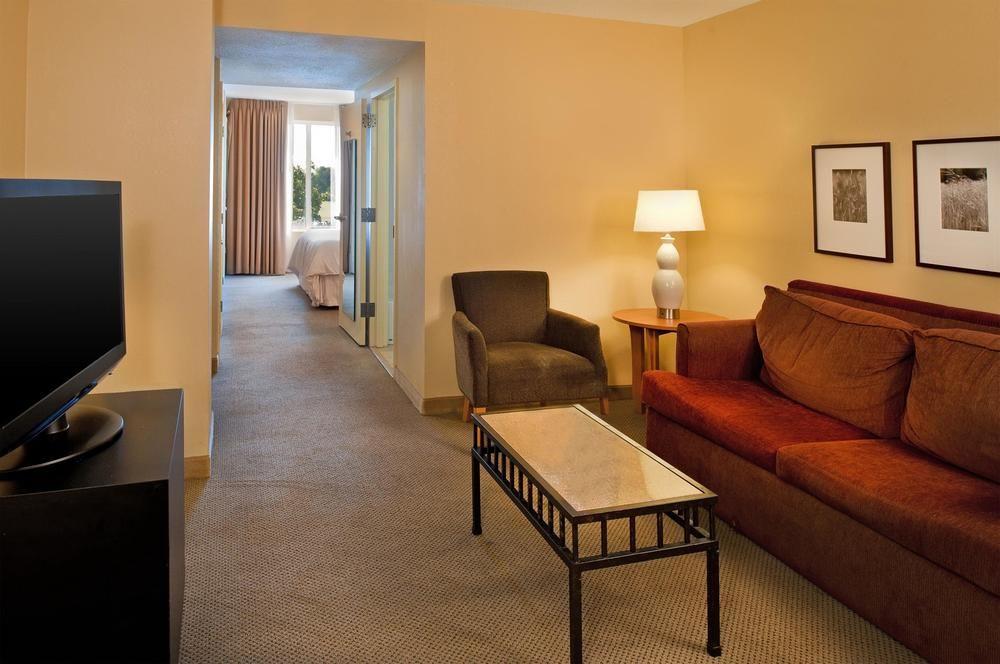 Radisson Hotel Fairview Heights - St Louis Εξωτερικό φωτογραφία