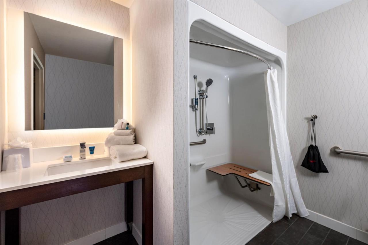 Radisson Hotel Fairview Heights - St Louis Εξωτερικό φωτογραφία